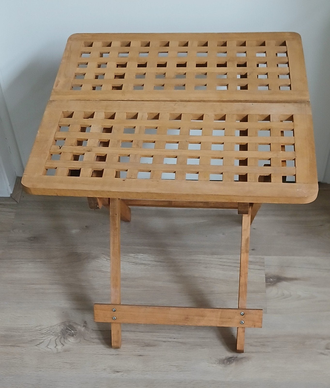 Houten opklapbaar  tuin tafeltje, Ophalen, Hout