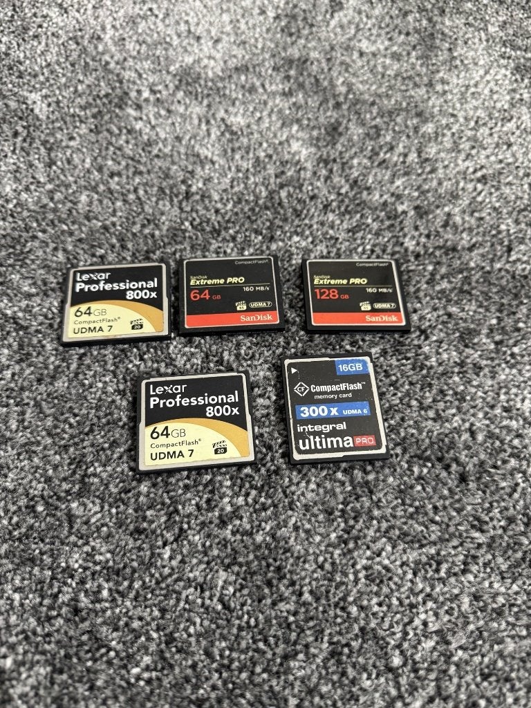 CF kaarten: SanDisk Extreme Pro 128+64GB, Lexar 800x 2x64GB, SanDisk, Lexar, Gebruikt, Geschikt voor Full HD video, Fotocamera