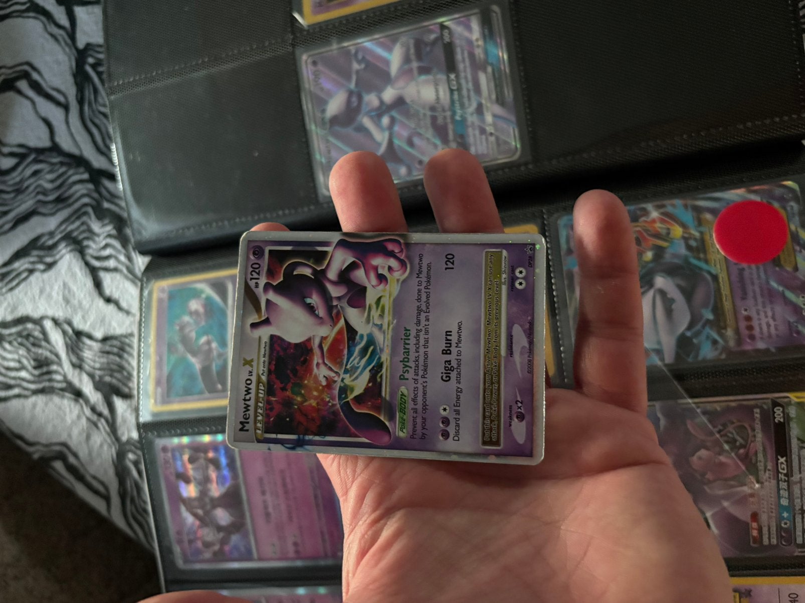 Mewtwo lv x, Hobby en Vrije tijd, Verzamelkaartspellen | Pokémon, Ophalen of Verzenden, Zo goed als nieuw, Meerdere kaarten, Foil