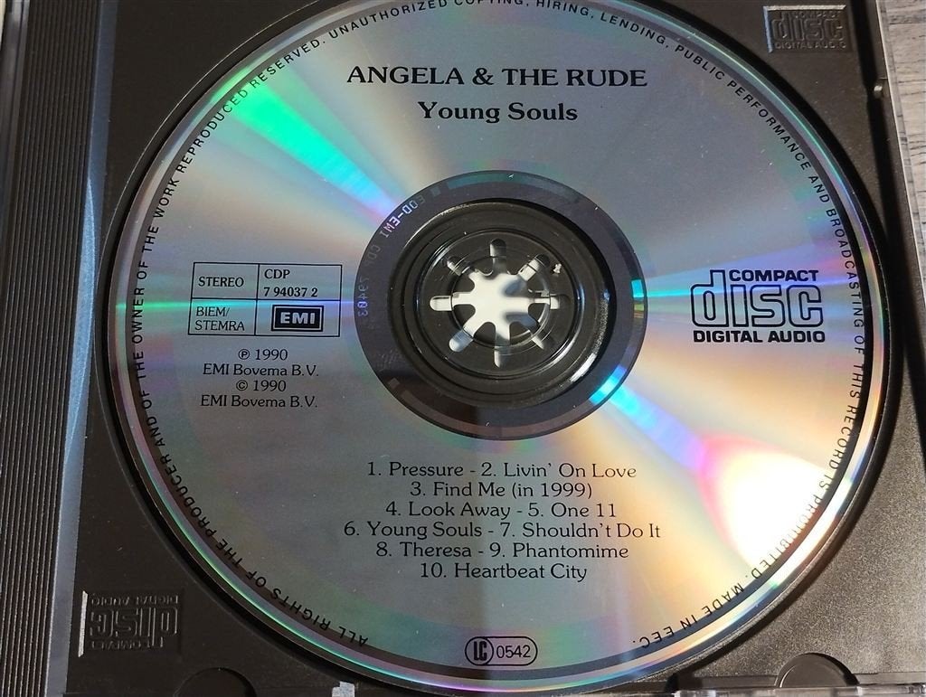 Angela & The Rude ‎- Young Souls, Ophalen of Verzenden, Zo goed als nieuw, Poprock