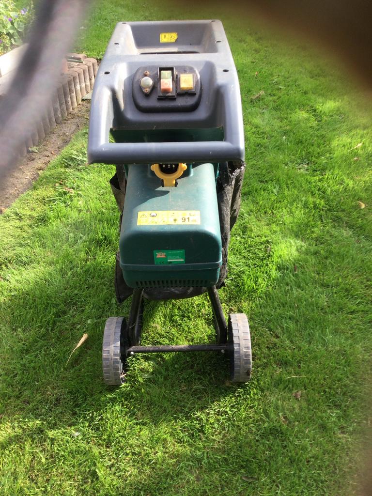 Top Craft Hakselaar - Krachtige Tuinhulp, Tuin en Terras, Hakselaars, Ophalen, Gebruikt, Elektrisch, Met opvangzak