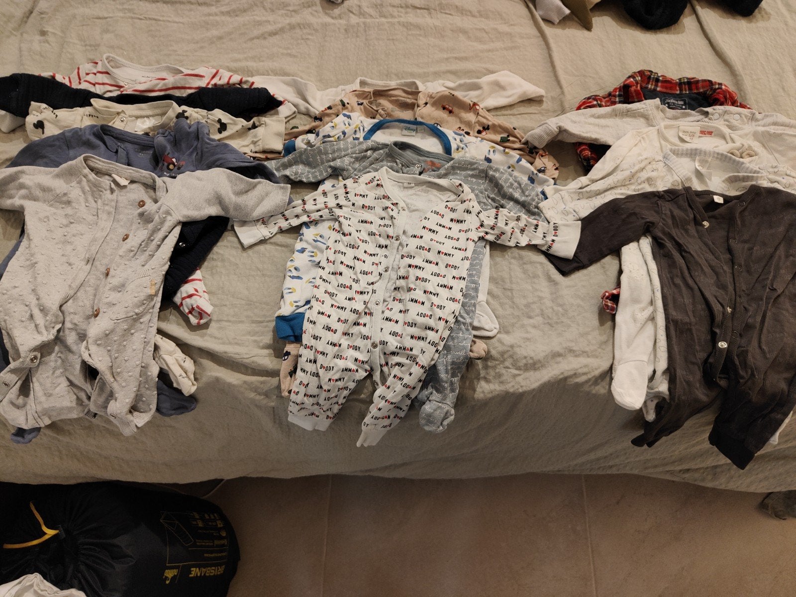 Baby rompertjes en pakjes - diverse merken 15 stuks, maat 62, Ophalen of Verzenden, Gebruikt, Diverse, Jongetje of Meisje