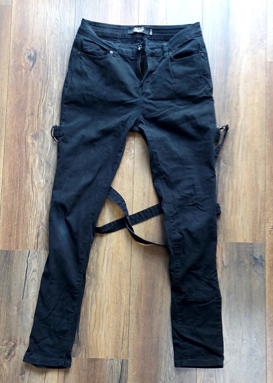 Spijkerbroek Rock rebel, Ophalen of Verzenden, Zo goed als nieuw, Zwart, W30 - W32 (confectie 38/40)