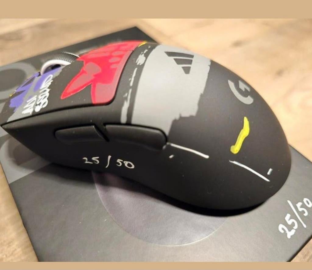 Logitech G Pro X Superlight 2 DEX Limited Edition Muis, Computers en Software, Muizen, Muis, Gaming muis, Nieuw, Ophalen of Verzenden