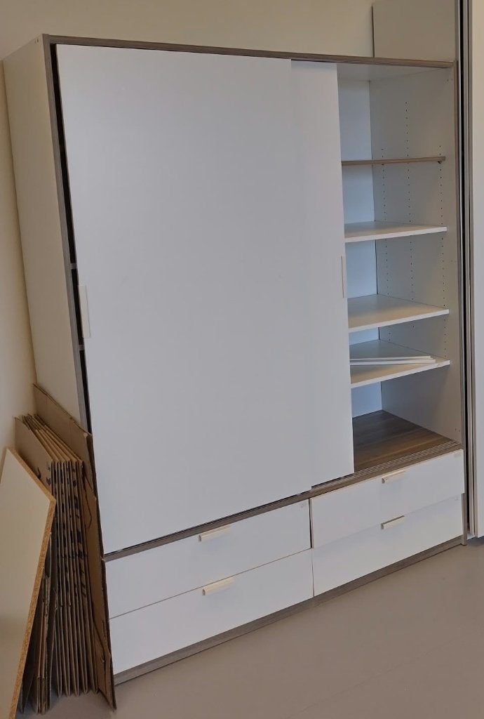 ikea kast, Ophalen, Trysil kast van Ikea, Kunststof, Gebruikt