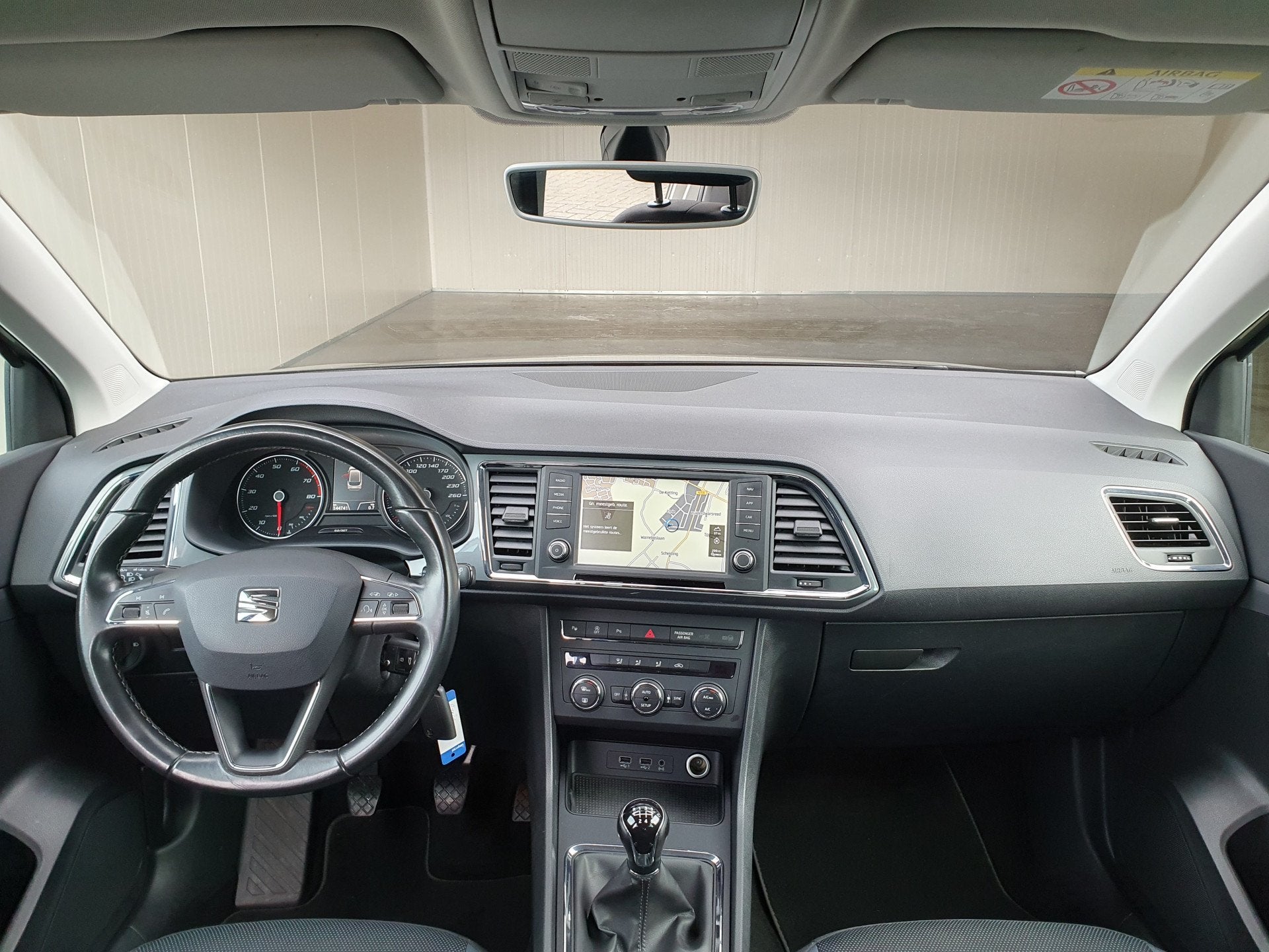 SEAT Ateca 1.0 EcoTSI Style NAVI/PDC/LED/CAMERA/CRUISE/CLIMA, Auto's, Voorwielaandrijving, Stof, Euro 6, Bruin