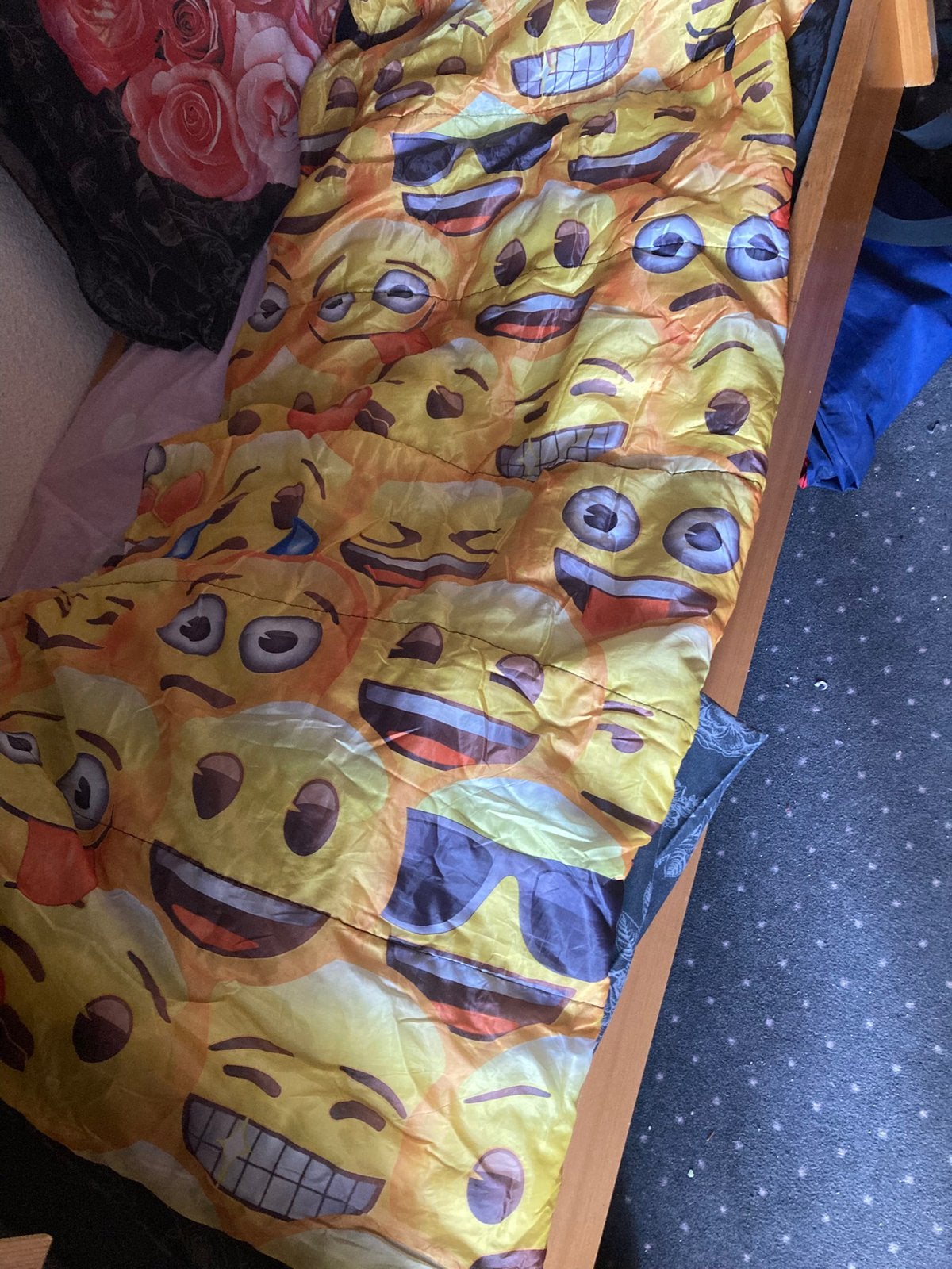 Kinder emoji slaapzak tot 150cm, Ophalen of Verzenden, Zo goed als nieuw