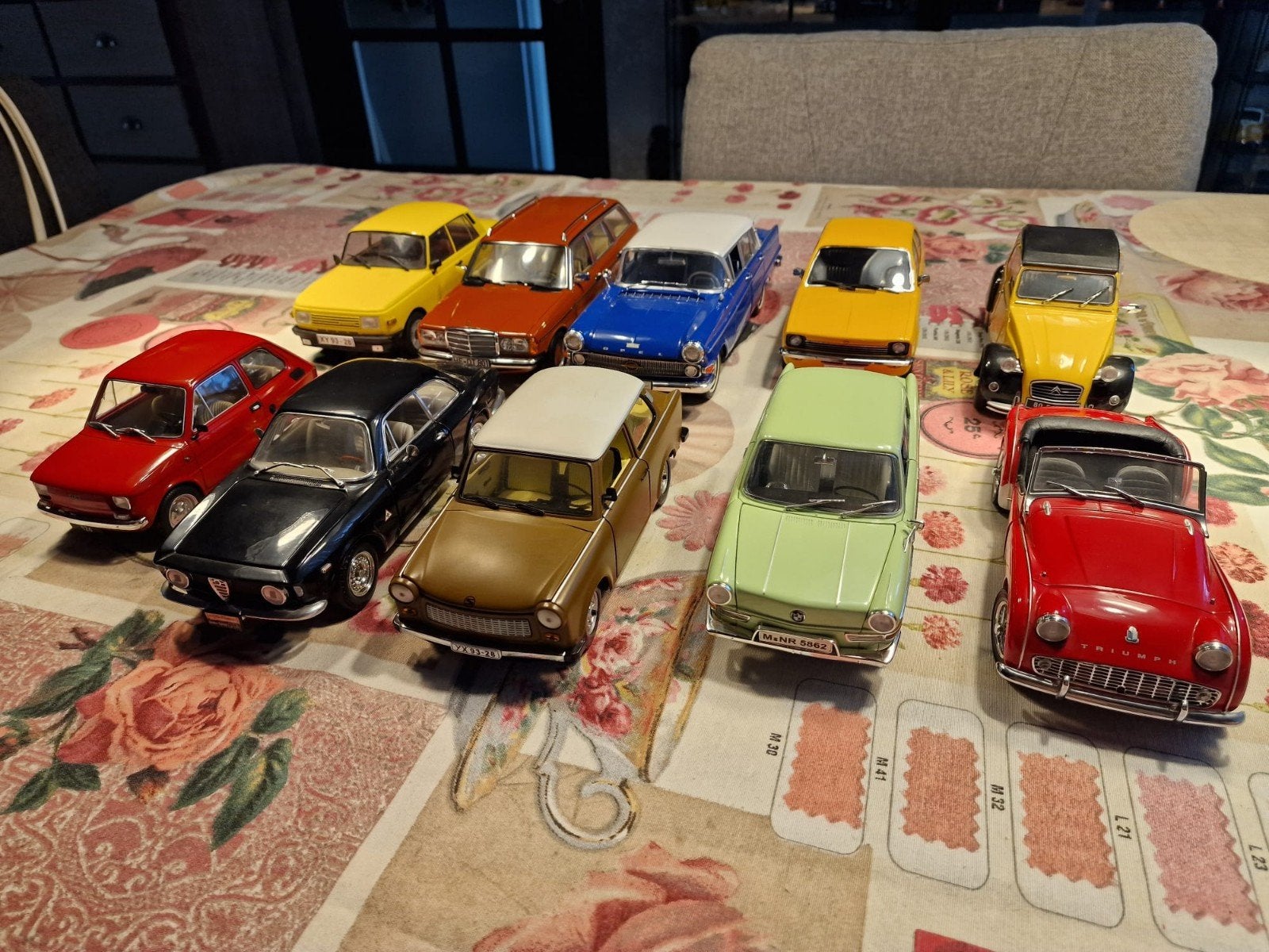 51x 1:18 modelauto's  , alles in 1 koop, Ophalen, Zo goed als nieuw, Auto, Overige merken