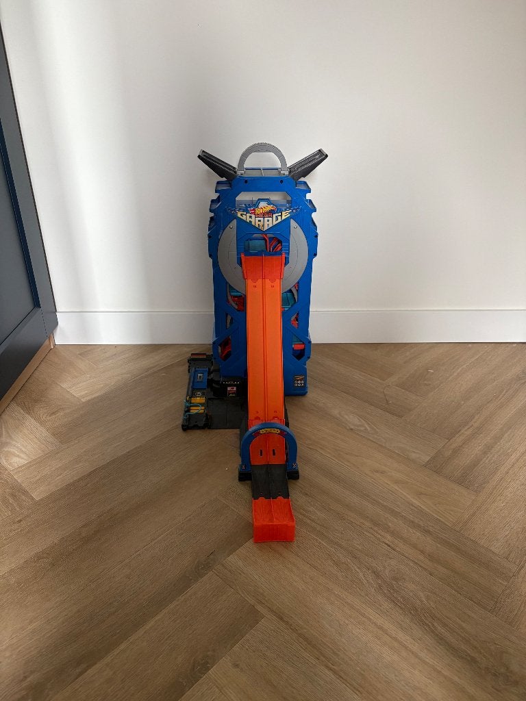 Hot Wheels City Mega Garage Compleet & in nette staat!, Kinderen en Baby's, Speelgoed | Racebanen, Ophalen, Racebaan, Zo goed als nieuw