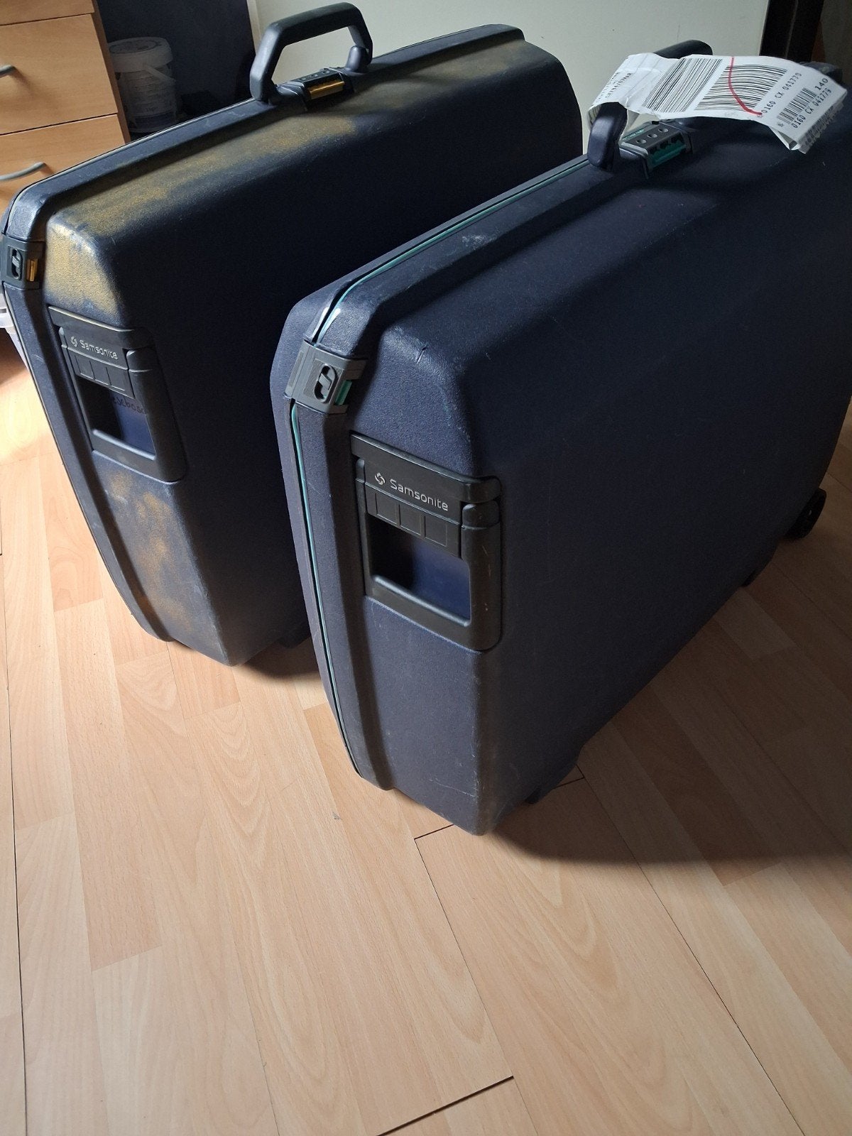 2 samsonite koffers 80l voor 20euro, Ophalen, Gebruikt, Hard kunststof, 70 cm of meer