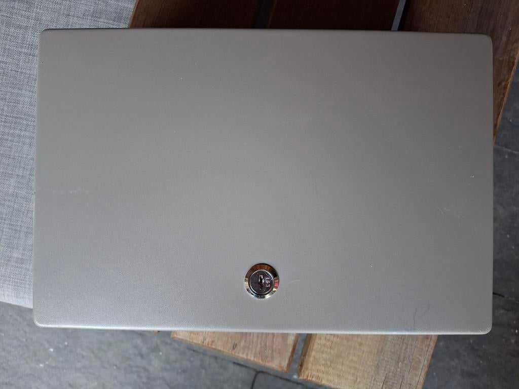 Kluisje voor caravan, camper, boot of auto, Ophalen of Verzenden