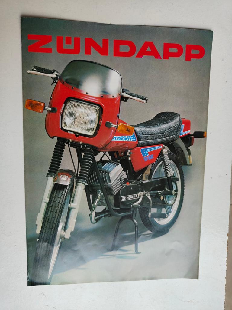 Mooie Zündapp folder, Nederlandstalig., Fietsen en Brommers, Brommers | Zundapp, Ophalen of Verzenden, Zo goed als nieuw, Overige modellen