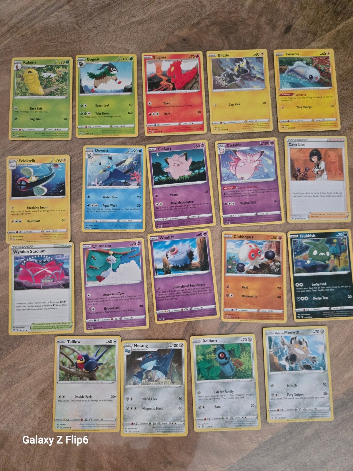 Pokémon Kaarten #185 vivid voltage, Ophalen of Verzenden, Gebruikt