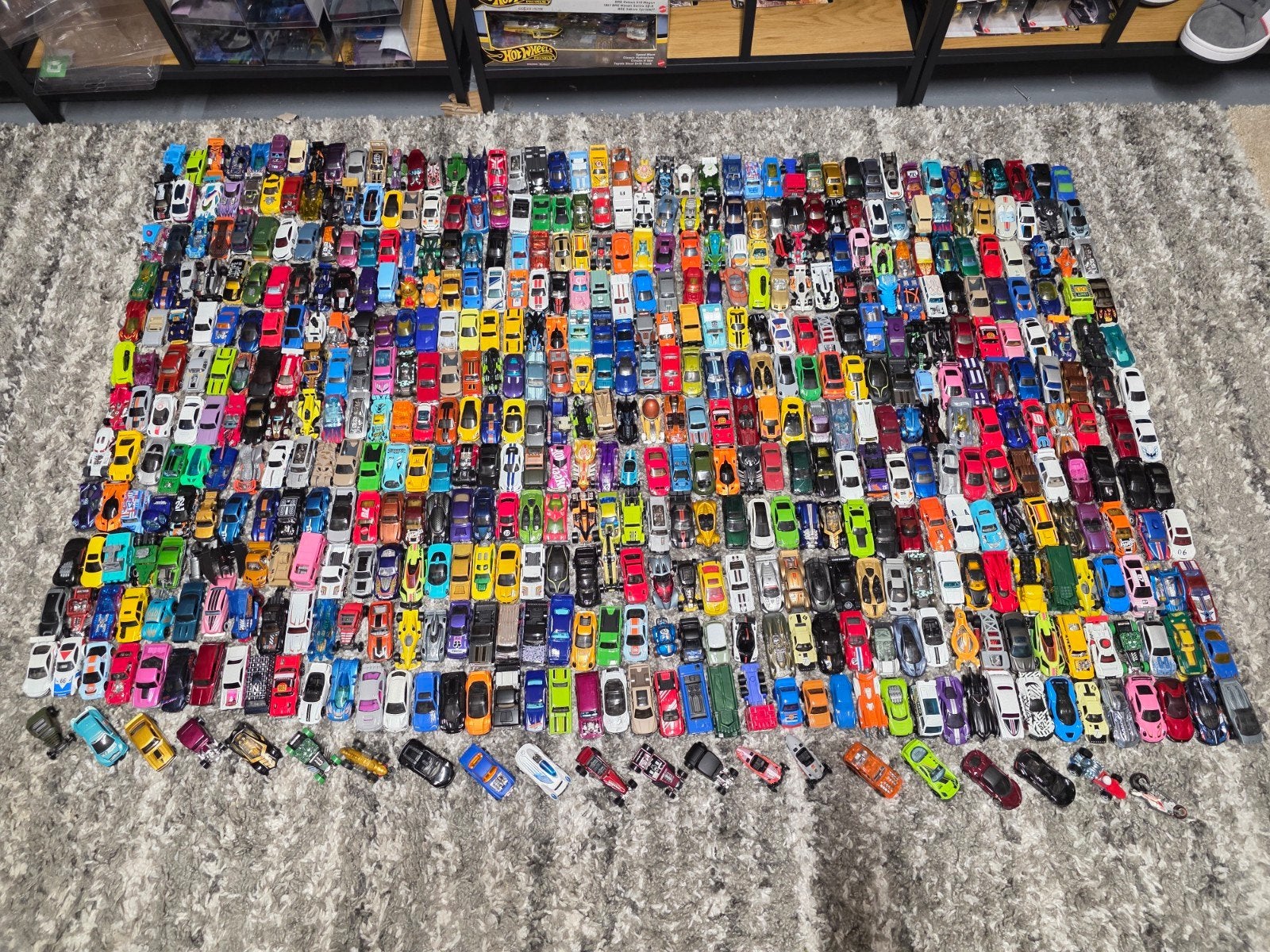Hotwheels 549 stuks, Ophalen, Zo goed als nieuw