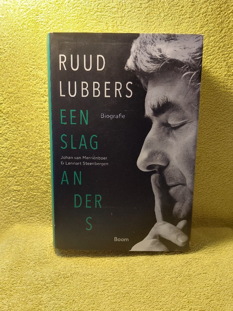 Ruud Lubbers: Een slag anders - Merrienboer. Biografie., Ophalen of Verzenden, Zo goed als nieuw, Politiek