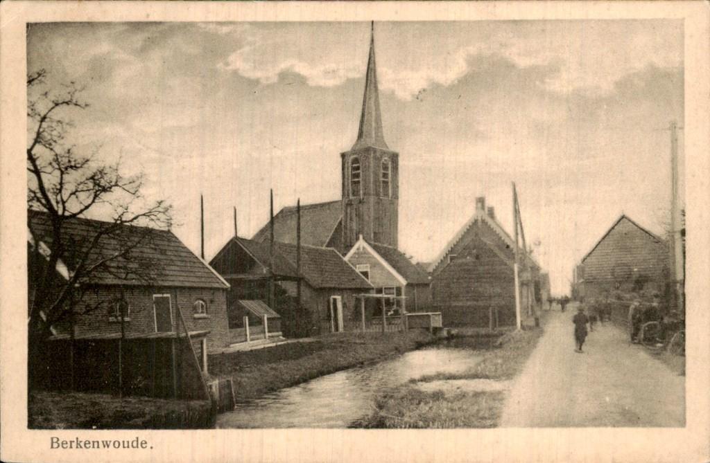 Berkenwoude - Kerk - Dorpsgezicht, Verzamelen, Ophalen of Verzenden, 1920 tot 1940, Gelopen, Zuid-Holland