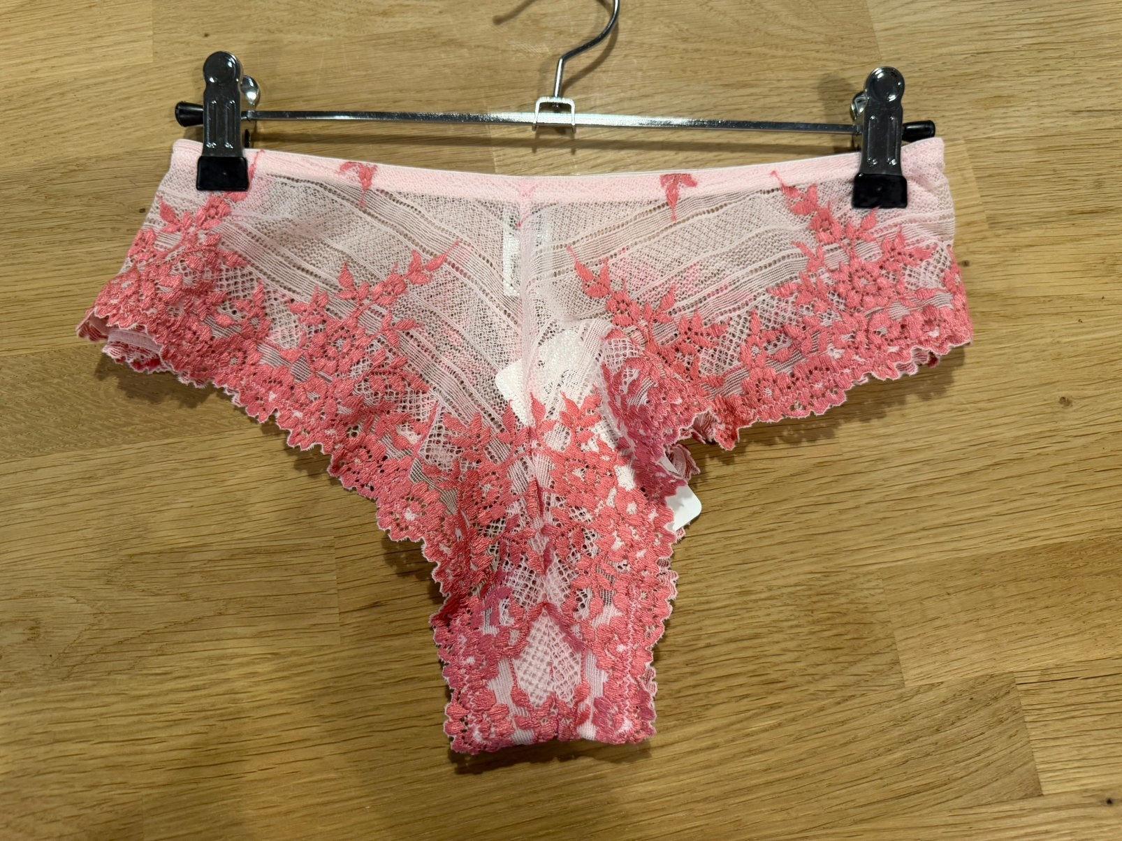 Wacoal string 42/ XL NIEUW!! Nu €17,50, Ophalen of Verzenden, Roze, String