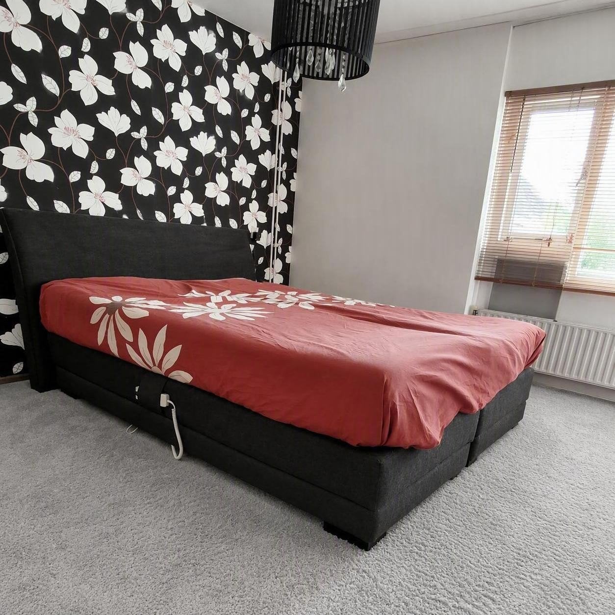 boxspring met elektrisch verstelbare bodem 160x200, Ophalen, Gebruikt, Tweepersoons, 200 cm