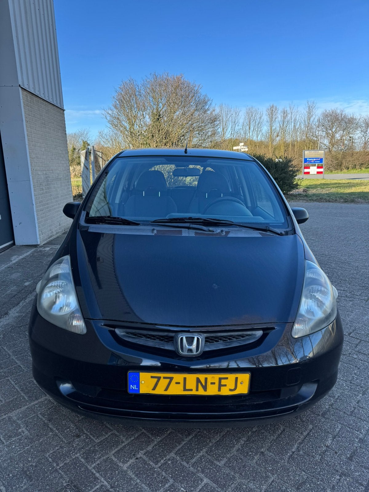 Honda Jazz 1.4 I LS 2003 Zwart, Auto's, Voorwielaandrijving, 83 pk, 40 €/maand, Radio