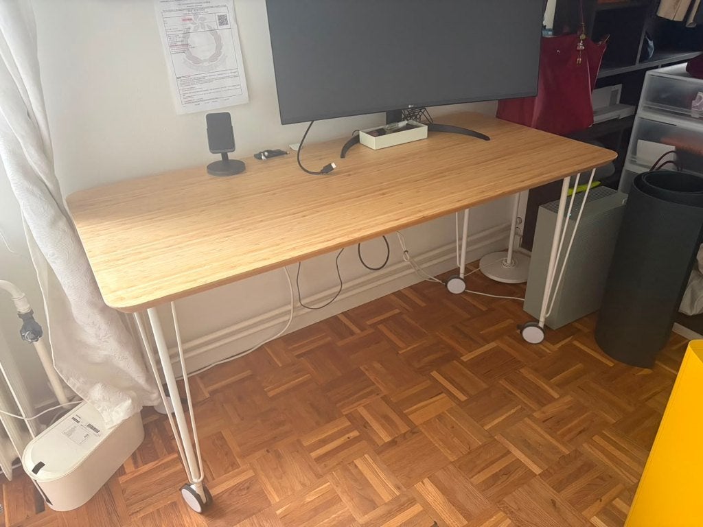 IKEA bureau140x65 en IKEA bureaustoel, Huis en Inrichting, Bureaus, Ophalen, Scandinavisch, Hout, Zo goed als nieuw