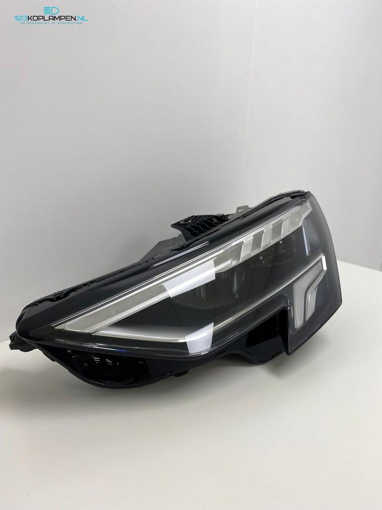 Audi A3 8Y Full Led koplamp 033 links