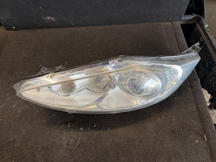 Koplamp links van een Ford Fiesta, Gebruikt, -, -, Ford
