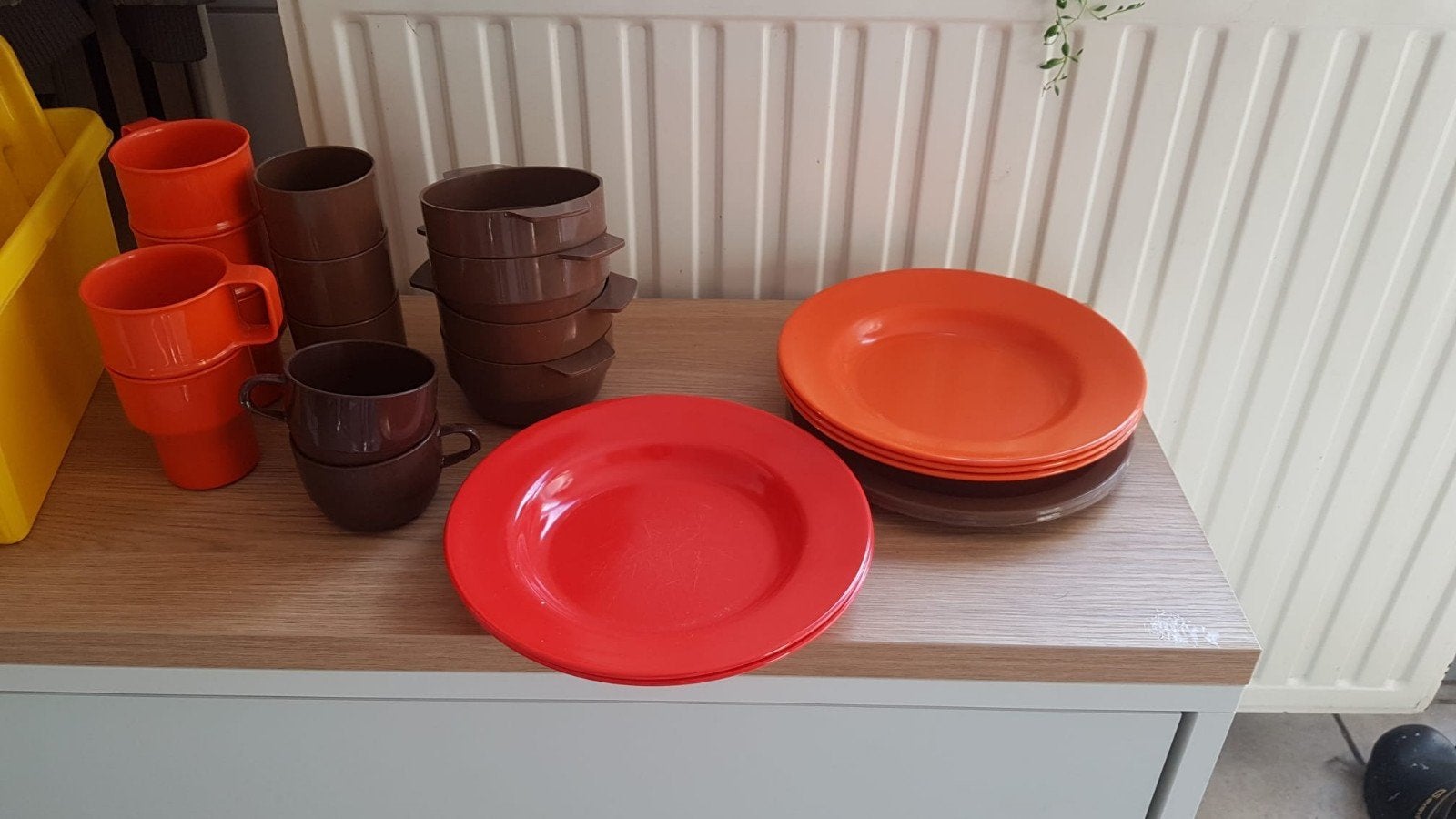 Mepal camping servies: mokken en borden, Kunststof, Gebruikt, Mepal, Ophalen of Verzenden