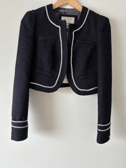 NIEUW: bijzondere cropped blazer van GUESS maat S, Nieuw, Ophalen of Verzenden, Jasje, Maat 36 (S)