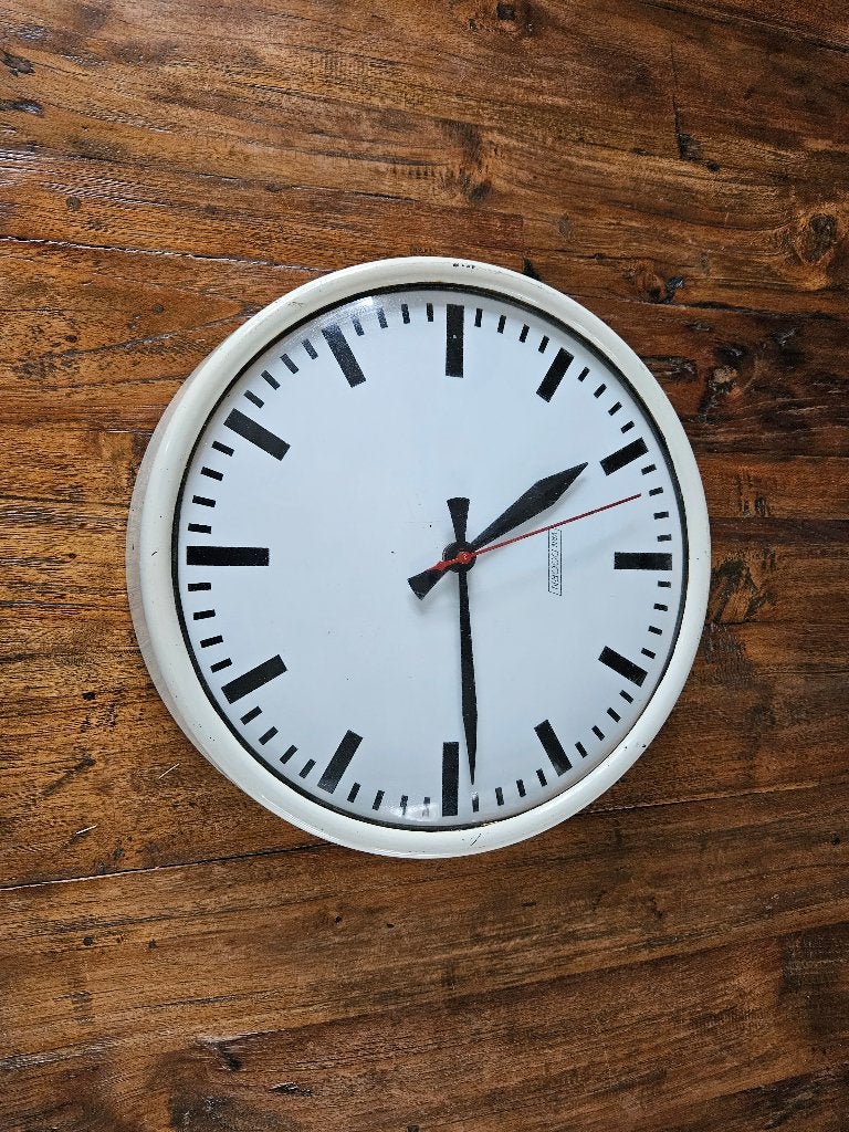 Oude schoolklok, Merk Van Doorn, Doorsnede 33 cm,, Antiek en Kunst, Antiek | Klokken, Ophalen