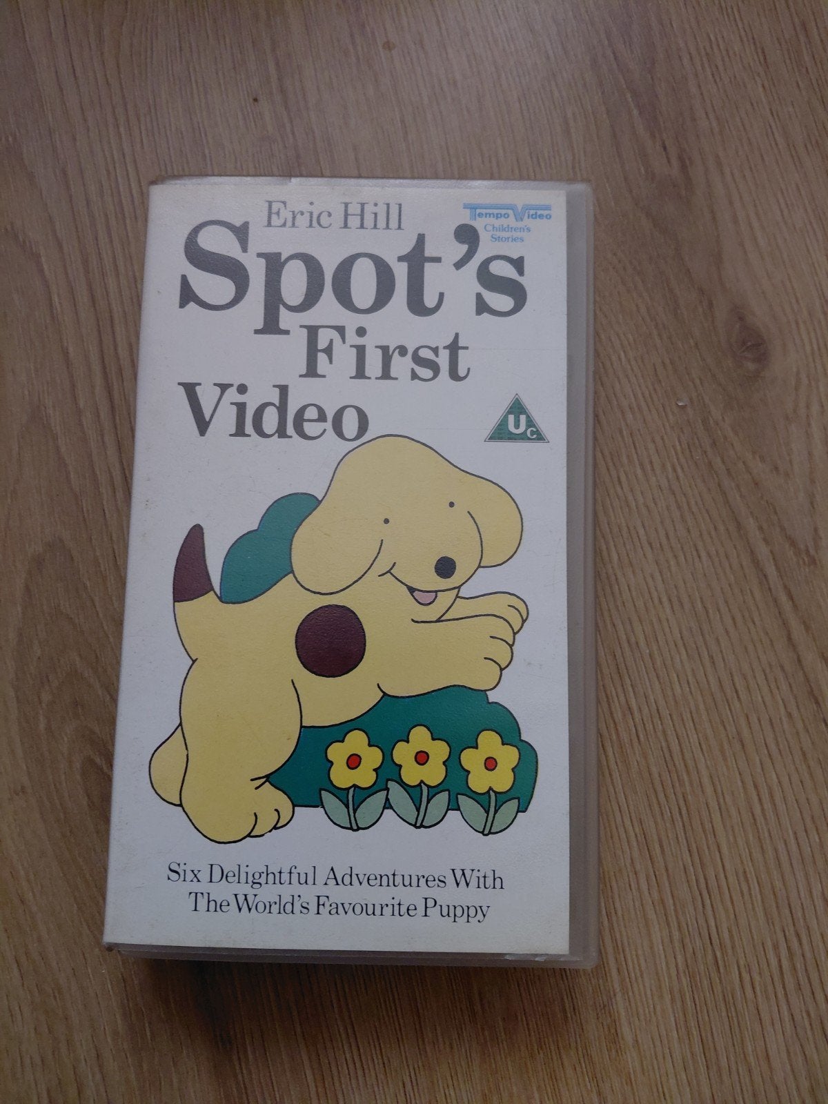 Spot's First Video - Dribbels eerste video. engels gesproken, Tekenfilm, Alle leeftijden, Ophalen of Verzenden, VHS