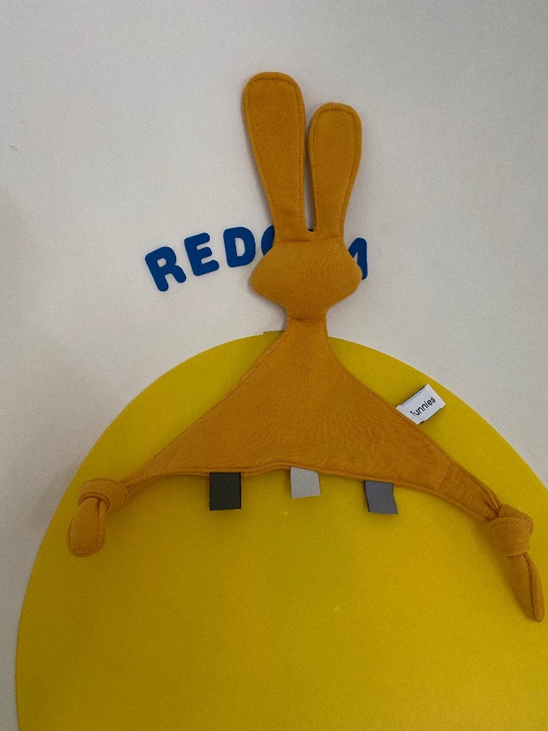 K2262 Funnies konijn geel, Ophalen of Verzenden, Zo goed als nieuw, Overige typen