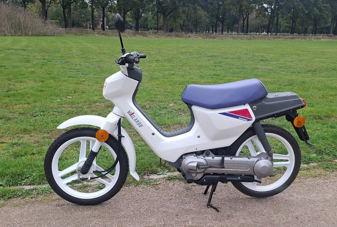 Honda Wallaroo PK50 SL uit 1991, wit/paars, Fietsen en Brommers, Overige merken, 1 versnellingen, Maximaal 25 km/u, 49 cc
