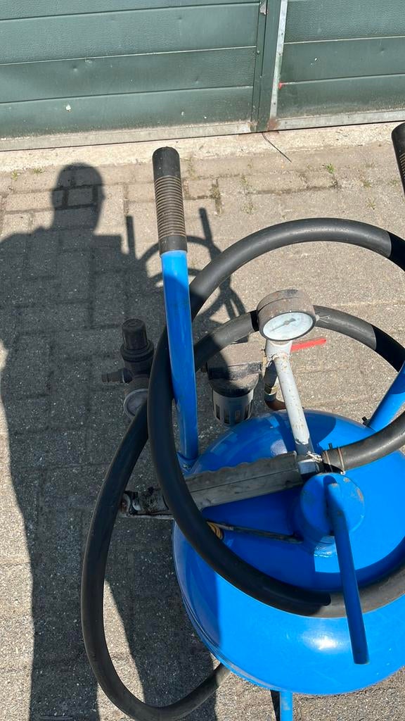 Zandstraal apparaat, Ophalen of Verzenden, Gebruikt