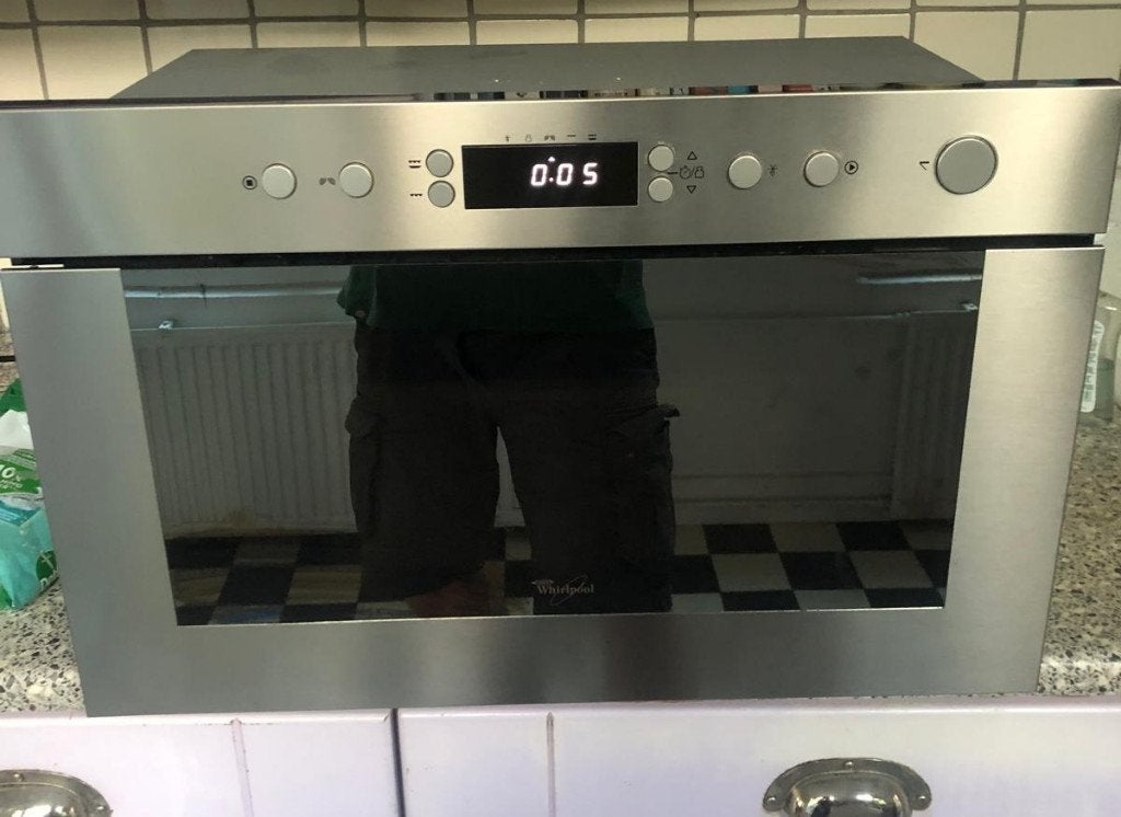 Whirlpool AMW 498, Ophalen, Combimagnetron, Zo goed als nieuw, Inbouw