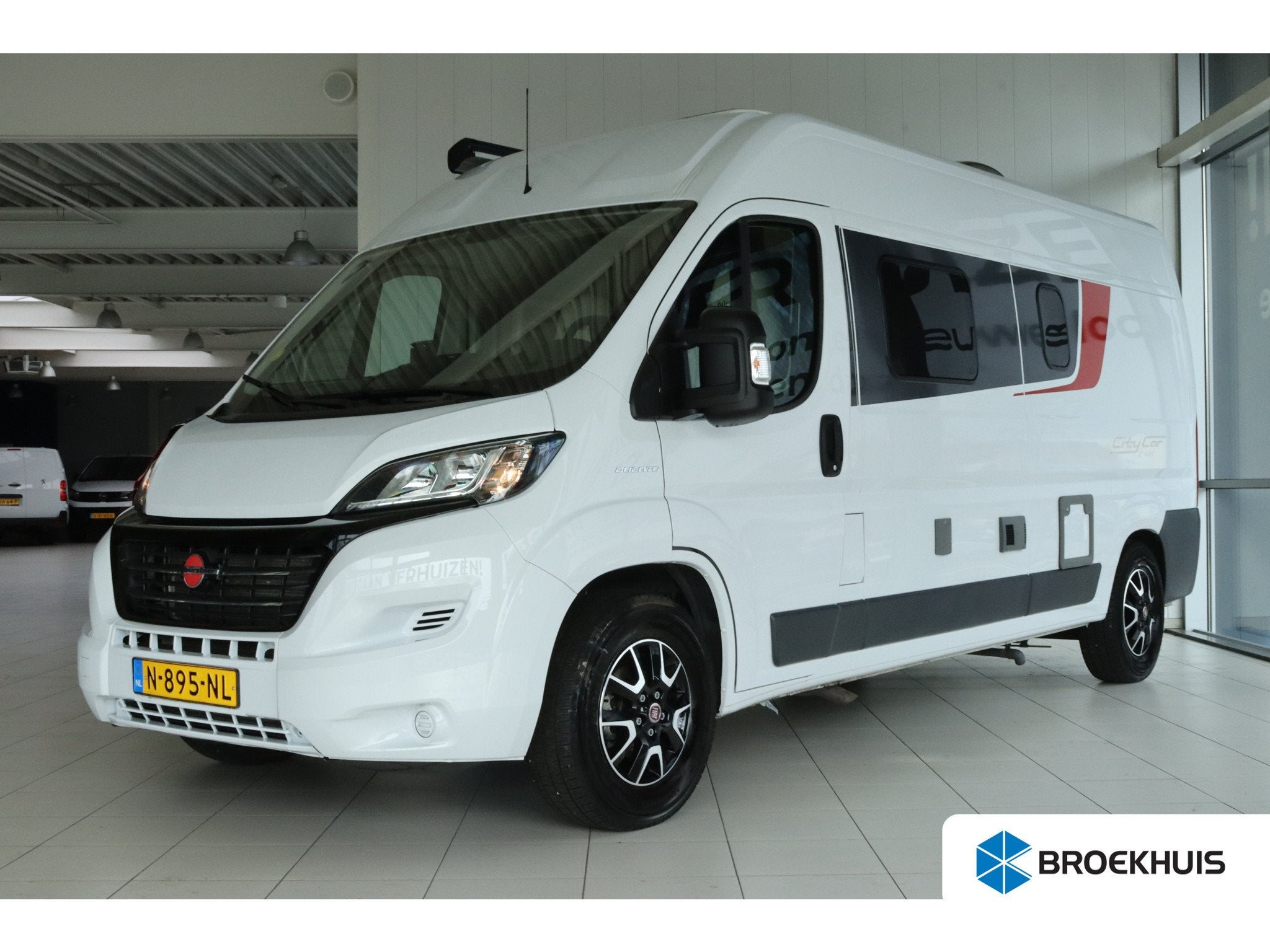 Bürstner City Car C601, 6 tot 7 meter, Bürstner, Airbags, Verwarmde buitenspiegels