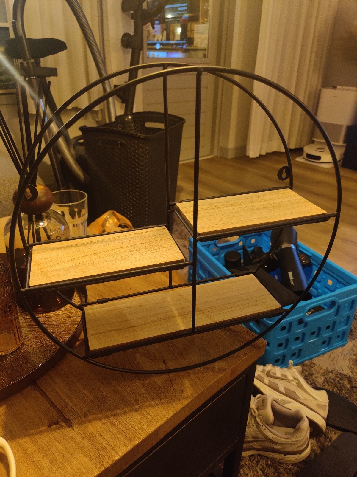 Rond wandrek met houten planken - Zwart metaal, Ophalen