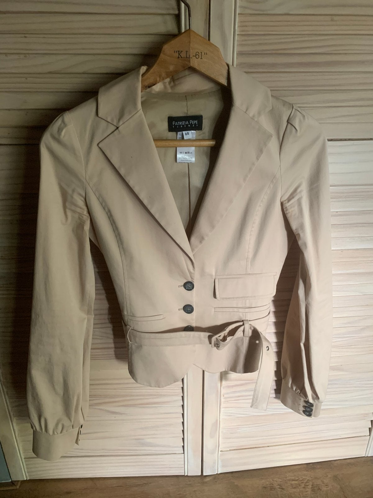Patrizia Pepe korte jas - Zo goed als nieuw - Maat S-M, Ophalen of Verzenden, Zo goed als nieuw, Maat 38/40 (M), Beige