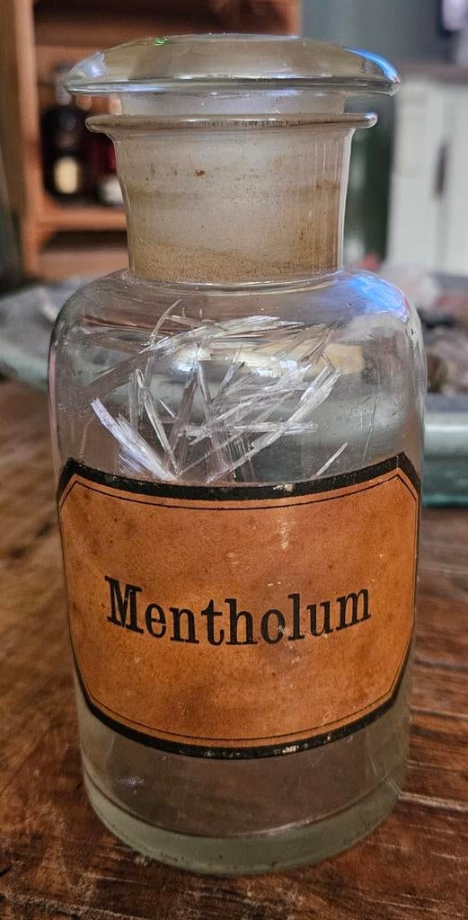 Antieke apothekersfles 'Mentholum' met glazen stop, Ophalen of Verzenden
