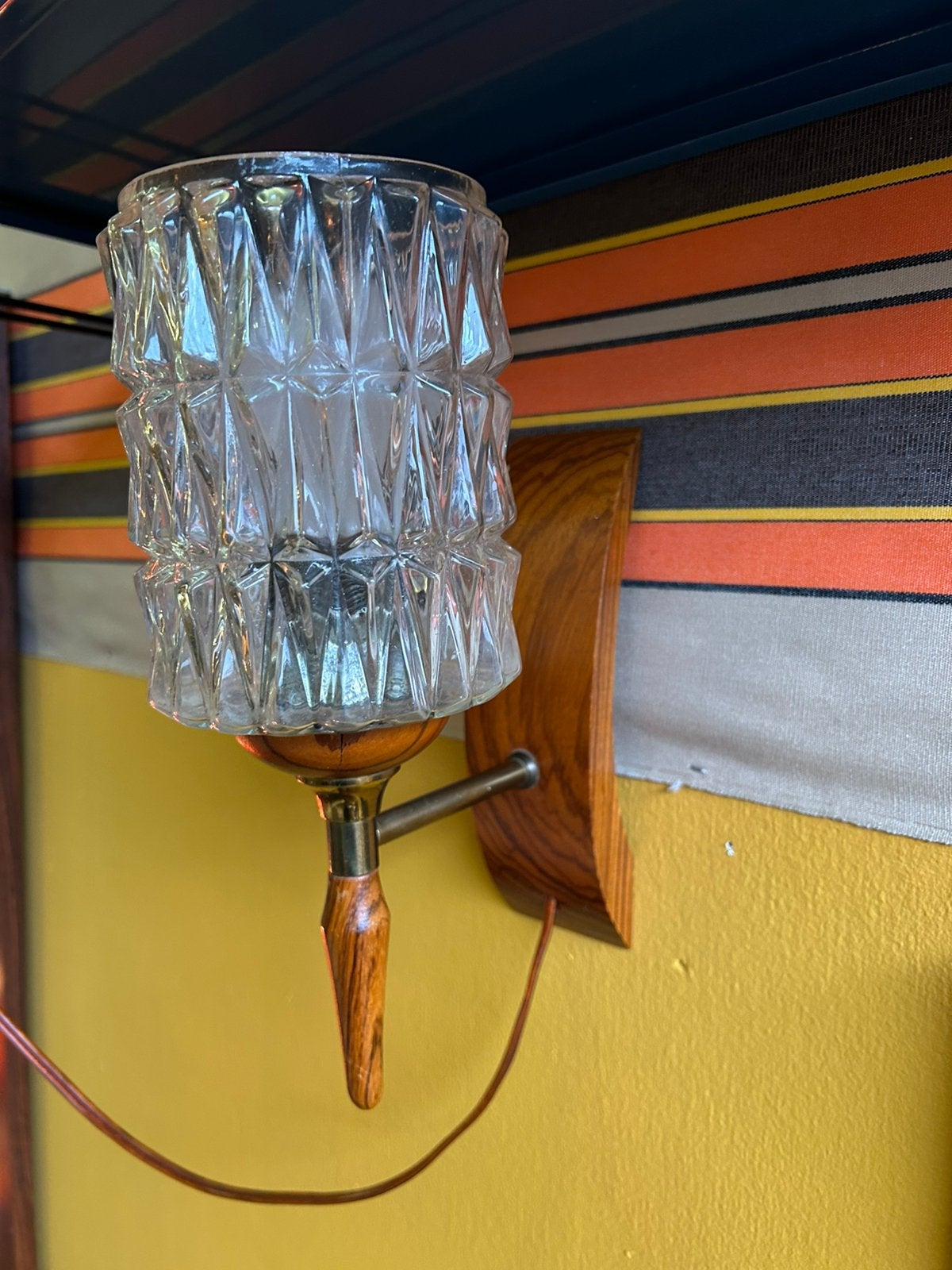 Prachtige vintage jaren 60 wandlamp, hout glas, Ophalen of Verzenden, Huis en Inrichting