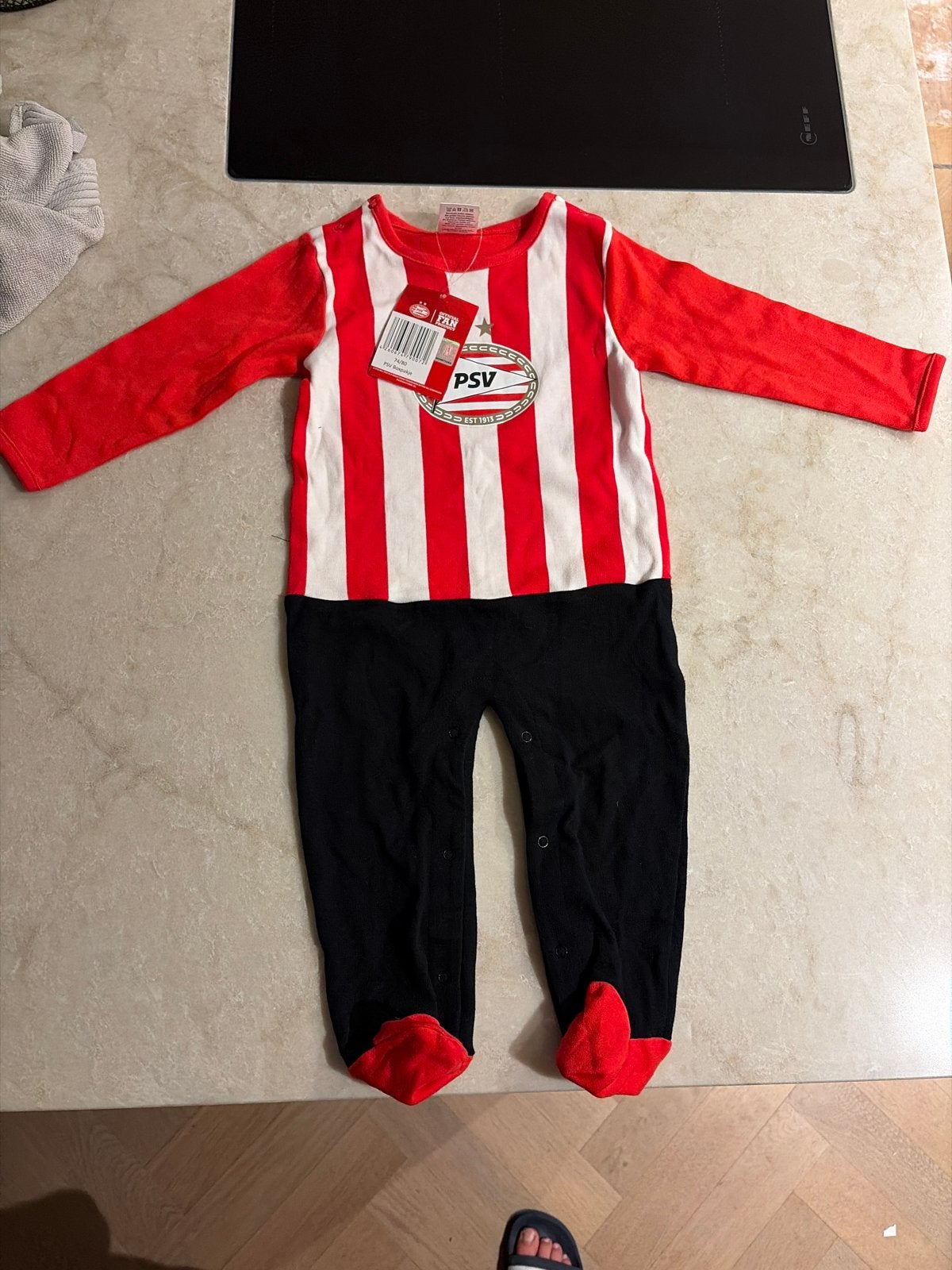 Nieuw PSV Boxpakje Maat 74/80, Ophalen, Nieuw, Jongetje of Meisje