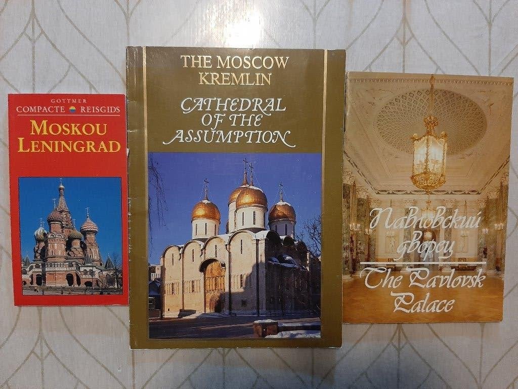 Boeken, Moskou x3 & Saint Petersburg x2, Gelezen, Verzenden, Europa, Diverse auteurs