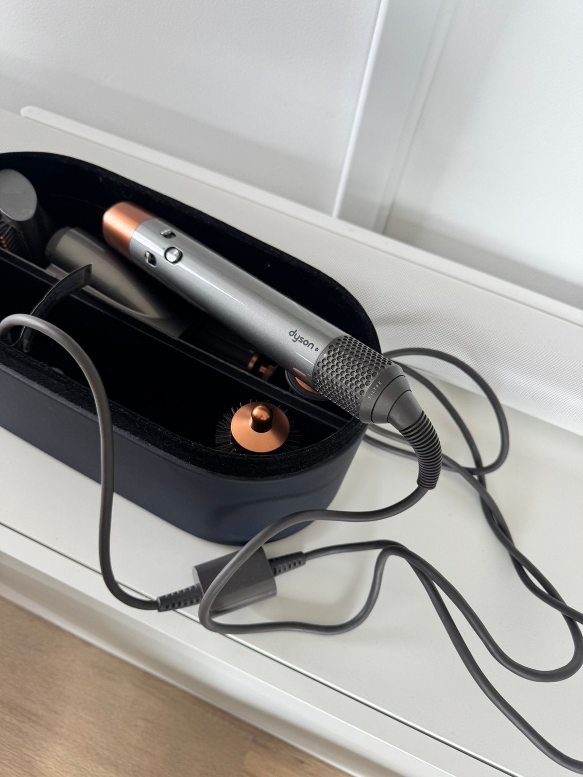 Dyson Airwrap complete long multistyler, Ophalen, Zo goed als nieuw, Föhn of Haardroger