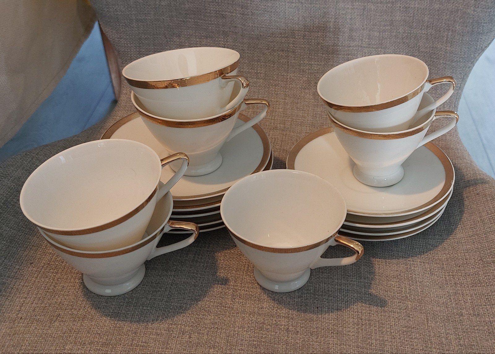 Vintage Edel Porzellan kop en schotels – met echte goudrand!, Ophalen of Verzenden