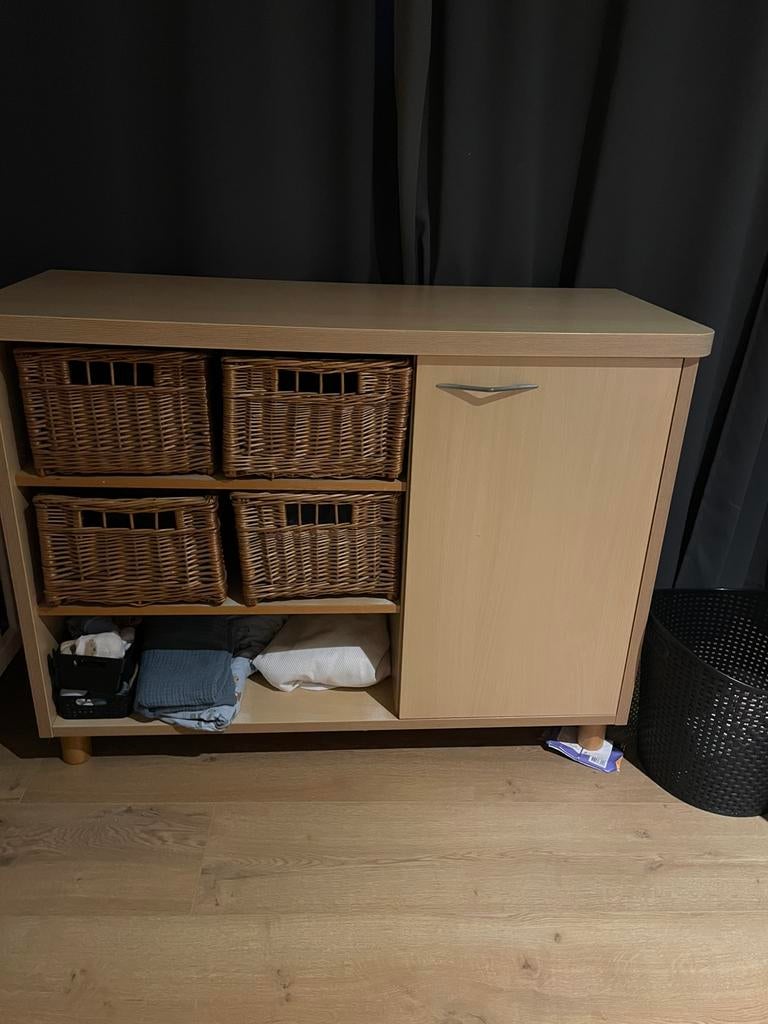 Stevige commode met veel opbergruimte., Ophalen, Gebruikt, 50 tot 70 cm, 100 cm of meer