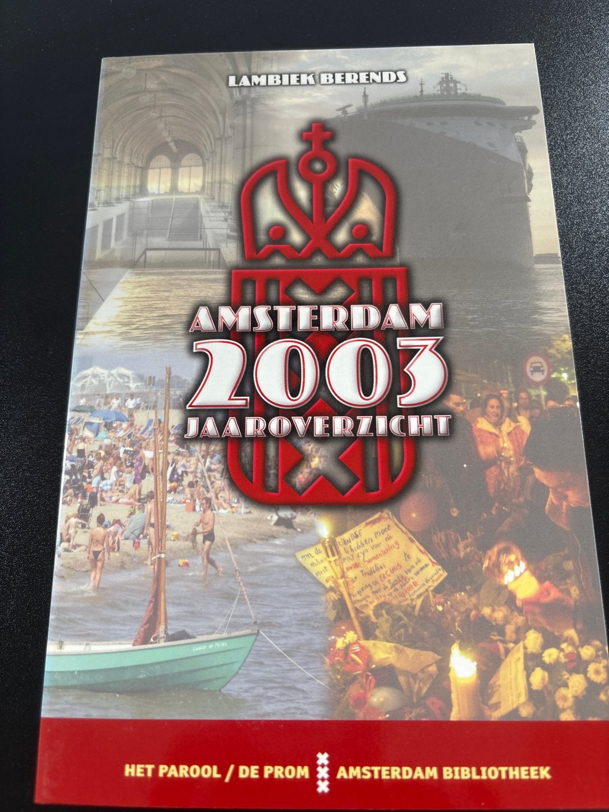 Amsterdam 2003 Jaaroverzicht - Lambiek Berends, Ophalen of Verzenden, 20e eeuw of later, Zo goed als nieuw