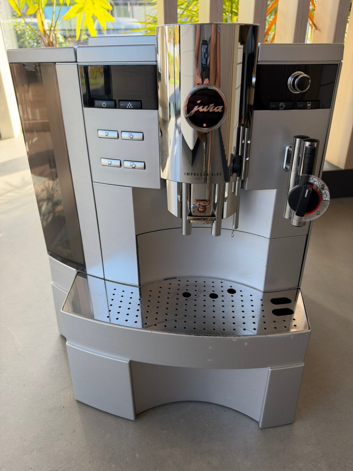 Jura impressa Xs95, Ophalen, Zo goed als nieuw, Koffiemachine