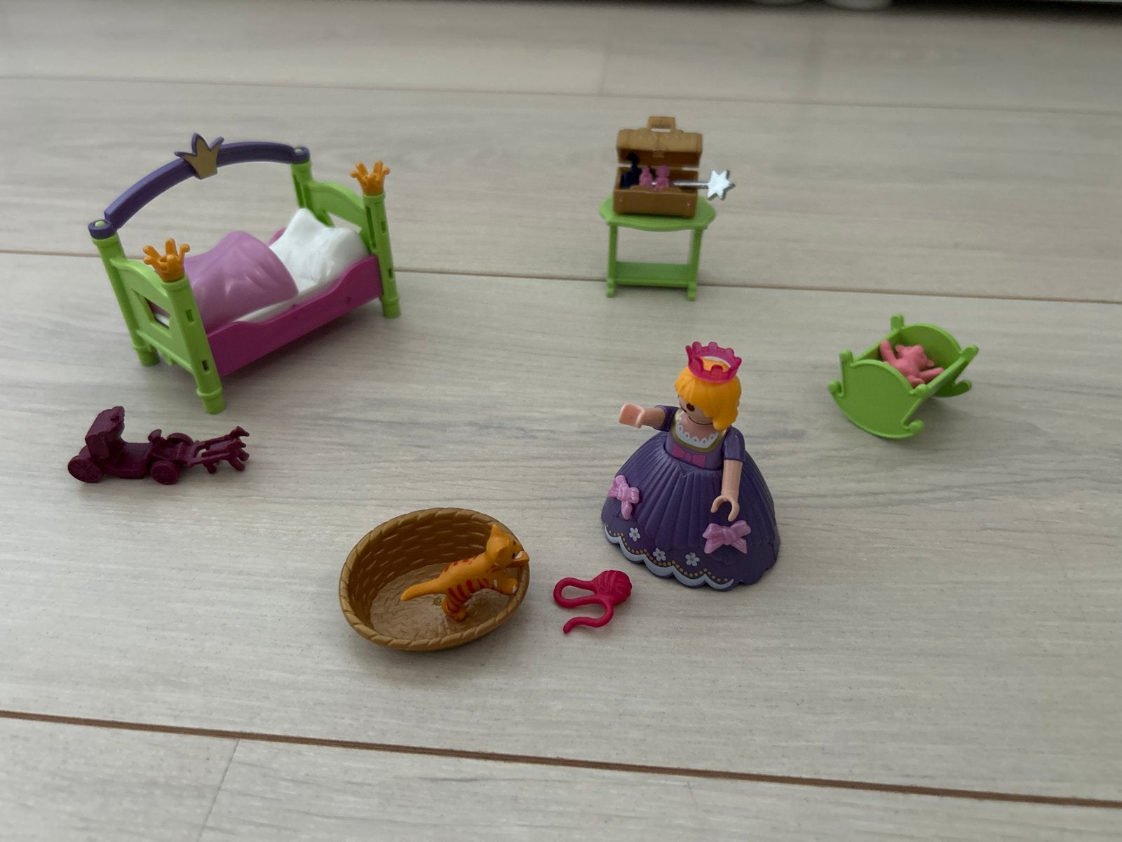 Playmobil Prinses met bedje en accessoires (6852), Ophalen of Verzenden, Zo goed als nieuw, Overige typen