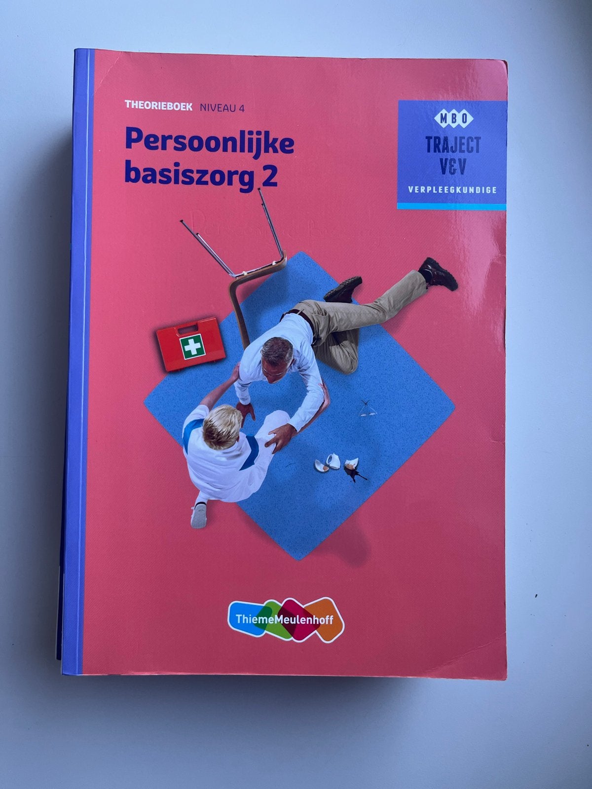 Theorieboek Persoonlijke basiszorg 2 MBO Niveau 4, Verzenden, Zo goed als nieuw, MBO
