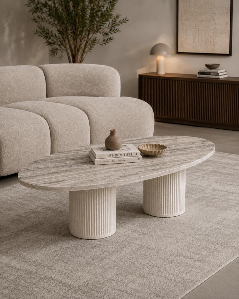 Luxe ovale salontafel met marmeren blad en travertin poten, 100 tot 150 cm, Nieuw, Minder dan 50 cm, Ovaal