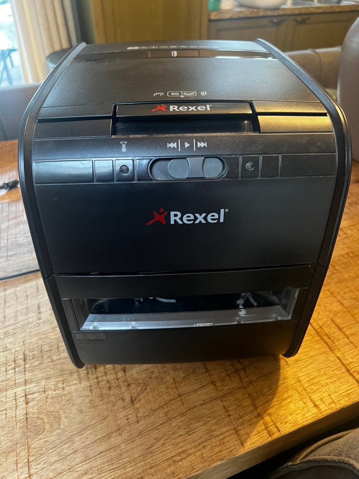 Rexel 60X Papierversnipperaar - Automatische Invoer, Ophalen, Gebruikt
